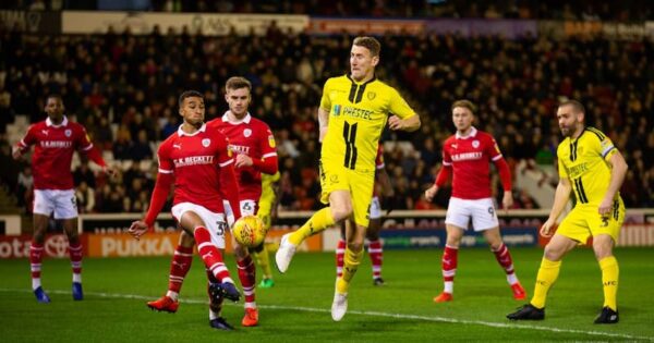 Soi kèo Barnsley vs Burton Albion 22h ngày 17/12/2022, League One Anh